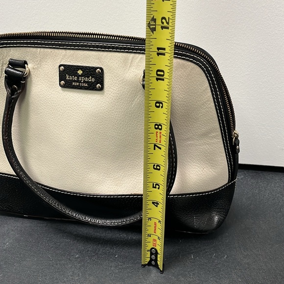 Kate Spade Women’s Black and Cream Pebbled Leather Tote Handbag
